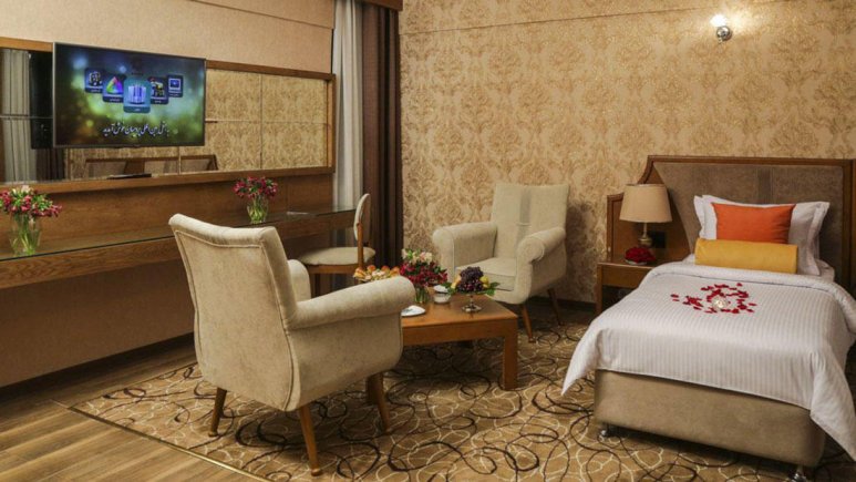 اتاق یک تخته لوکس هتل پردیسان مشهد